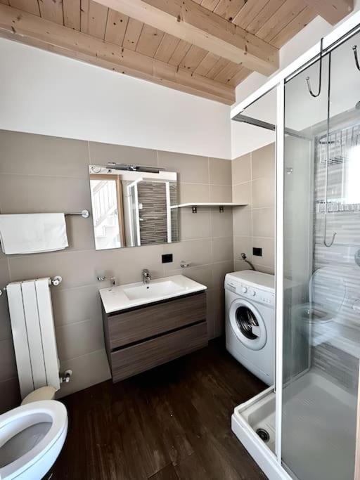 Appartamento Grande Terrazza Vista Lago Parzanica Ngoại thất bức ảnh