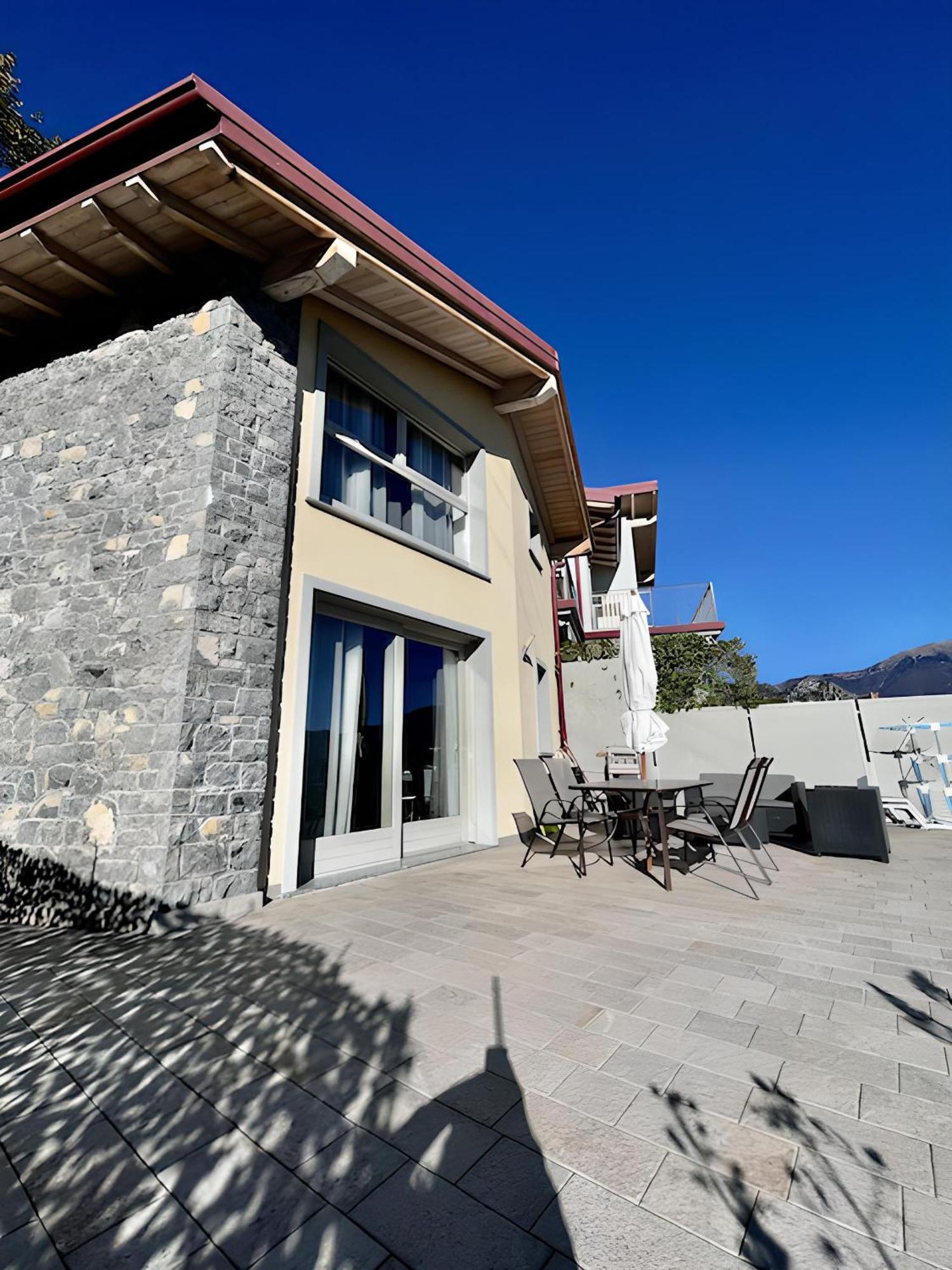 Appartamento Grande Terrazza Vista Lago Parzanica Ngoại thất bức ảnh